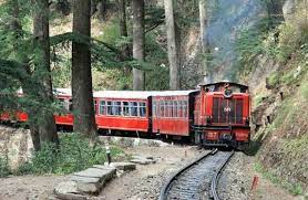Photo of शिमला: कालका-शिमला रेल यातायात निलंबित, दो दिन नहीं चलेगी टॉय ट्रेन