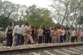 Photo of रुडकी: ट्रेन की चपेट में आकर रेल कर्मचारी की मौत