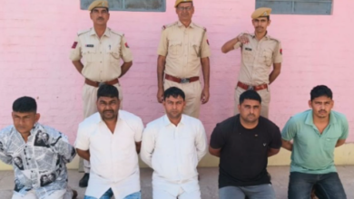 Photo of हनुमानगढ़ , फर्जी पुलिसकर्मी बनकर डमी नोटों से ठगी के मामले में कार्रवाई, पांच आरोपी गिरफ्तार