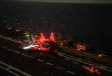 Photo of नई दिल्ली: भारतीय नौसेना का कीर्तिमान, रात में कराई मिग-29के की सफल लैंडिंग